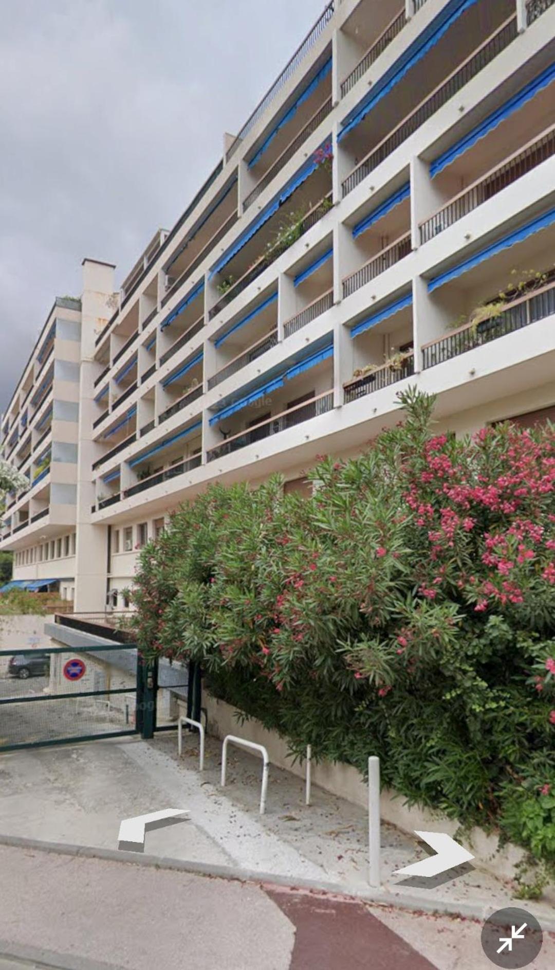 Studio Et Stationnement Offert Centre Hyères Exterior foto